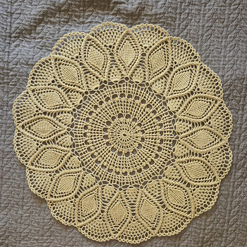 Käsitööna valminud salvrätik 47 cm