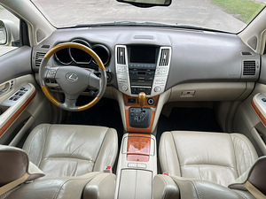 LEXUS RX300 (10 фото из 11)