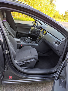 Peugeot 508 SW 1.6 HDI 84kW (10 foto / 15)