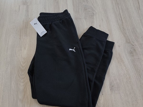 Puma новые спортивные штаны М
