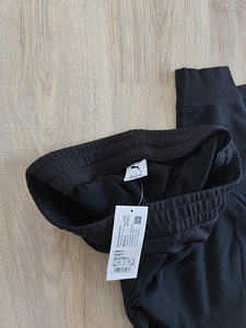 Puma новые спортивные штаны М (2 фото из 3)