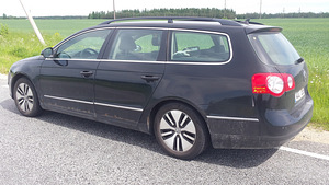 Volkswagen Passat 2.0 103kW (2 foto / 11)