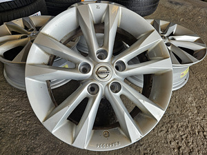 Nissan Оригинальные Литые Диски R 16 (4 фото из 6)