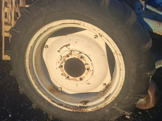 Tagaratas 28"