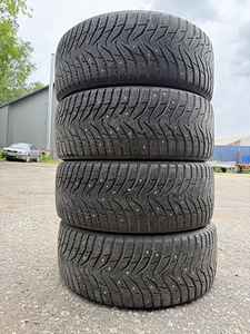 215/45/17 Kumho naastrehvid 7-8mm (1 foto / 6)