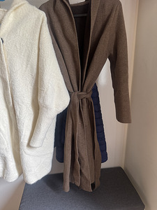 Продам пальто халат (2 фото из 3)