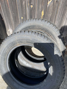 Suverehvid R15-2tk. - suurepärases seisukorras (2 foto / 2)