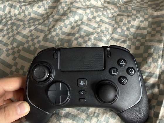 Razer Wolverine V2 Pro PS5/PC pult