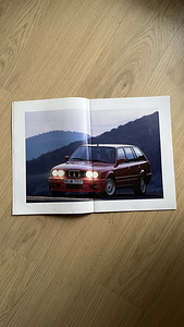 BMW e30 touring brošüür (2 foto / 7)