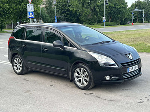 PEUGEOT 5008 (2 фото из 11)