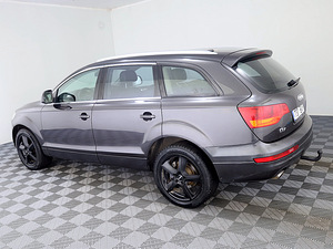 Audi Q7 S-Line Quattro ATM 3.0 TDI 171kW (4 фото из 7)