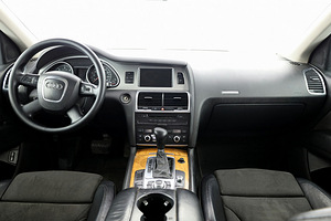 Audi Q7 S-Line Quattro ATM 3.0 TDI 171kW (5 фото из 7)