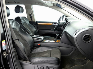 Audi Q7 S-Line Quattro ATM 3.0 TDI 171kW (6 фото из 7)