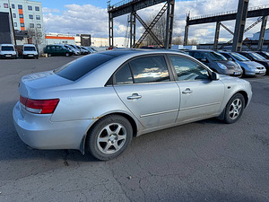 Hyundai Sonata Comfort ATM 2.4 119kW (3 фото из 7)