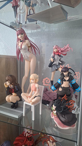 Anime figuur Zero Two Bunny bare leg 1/4th 43cm FREEing (1 foto / 2)