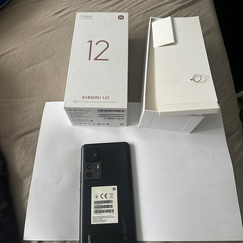 Xiaomi 12t ja Honor 7magic lite