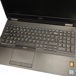 Ноутбук Dell Latitude E5570 + Зарядка (2 фото из 5)