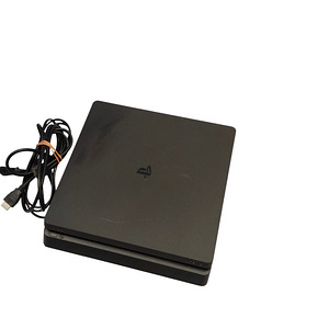 Sony Playstation 4 slim ilma pultita + Juhe (1 foto / 5)