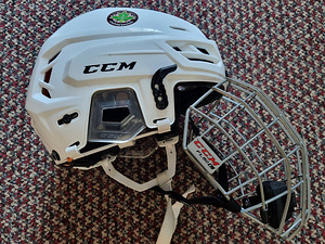 Vähe kasutatud jäähokikiiver CCM HTTracks 710 (2 foto / 4)