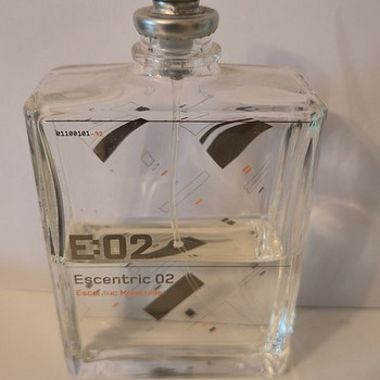 Esentric 02 esentric molecules