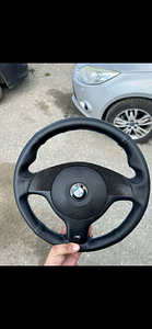 BMW e46 must lagi, M rool (2 foto / 2)