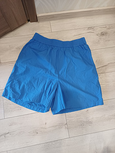 Lühikesed püksid naistele xl (1 foto / 4)