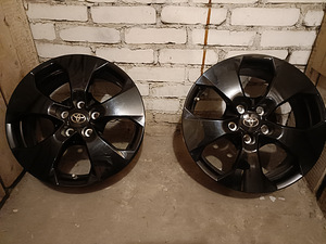 Диски Toyota R17 (1 фото из 3)