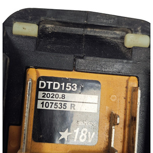 Akutrell Makita DTD153 ilma akuta (6 foto / 8)