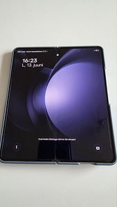 Samsung Galaxy Z Fold 5 512GB (5 фото из 5)
