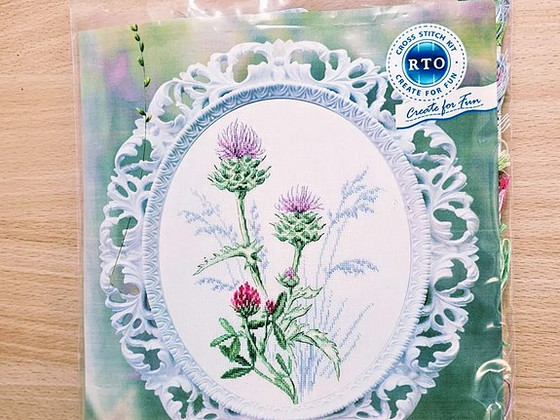 Tikkimiskomplekt Thistle ohaka pildi tegemiseks