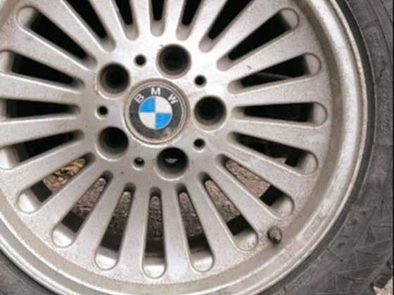 BMW originaalvelgede komplekt R16