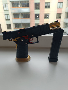 AW Custom Hi-Capa (1 foto / 8)