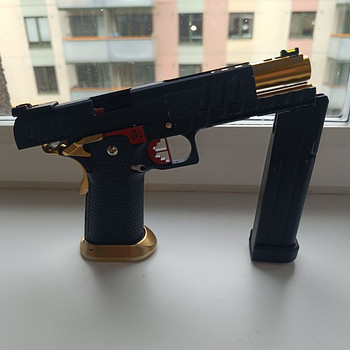 AW Custom Hi-Capa