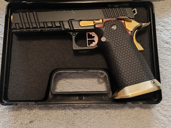 AW Custom Hi-Capa