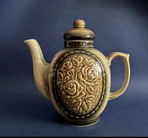 Чайник, кувшин керамические глазированные винтаж (2 фото из 10)