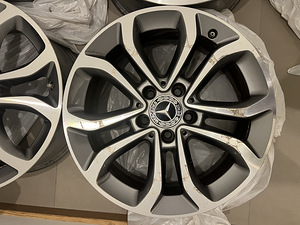 Mercedes-benz w205 5х112 диски R17 + TPMS (5 фото из 9)