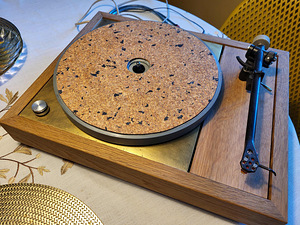 Thorens TD150 MKII ; Rega RB 300 (1 foto / 9)