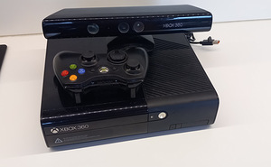 Xbox 360 E 500GB + kinect + 35 mängu (1 фото из 2)
