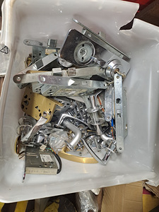 Ukselukud, lingid, Assa, Abloy (2 foto / 3)
