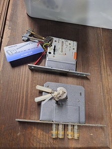 Ukselukud, lingid, Assa, Abloy (3 foto / 3)