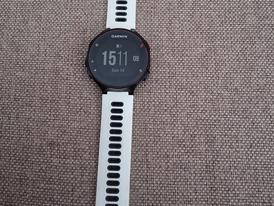 Garmin Forerunner 235