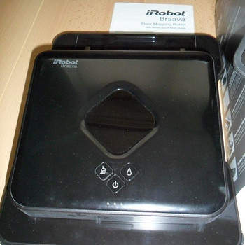 РОБОТ ДЛЯ МЫТЬЯ ПОЛОВ IROBOT BRAAVA 380T