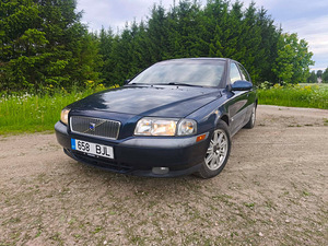 Volvo S80 2.4 D5 120KW (1 foto / 7)