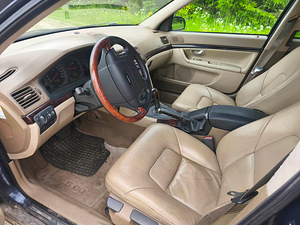 Volvo S80 2.4 D5 120KW (2 foto / 7)