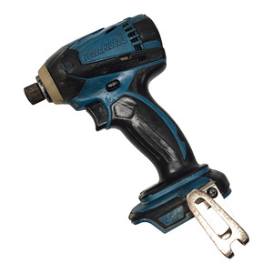Аккумуляторная дрель Makita DTD146 на запчасти (1 фото из 5)
