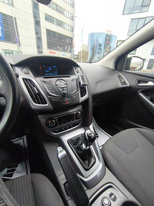 Продам Ford Focus (4 фото из 12)