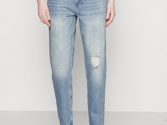 Джинсы Calvin Klein