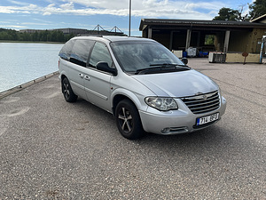 Chrysler Voyager 2.8 (2 foto / 14)
