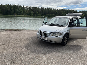 Chrysler Voyager 2.8 (5 foto / 14)