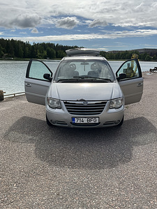 Chrysler Voyager 2.8 (6 foto / 14)
